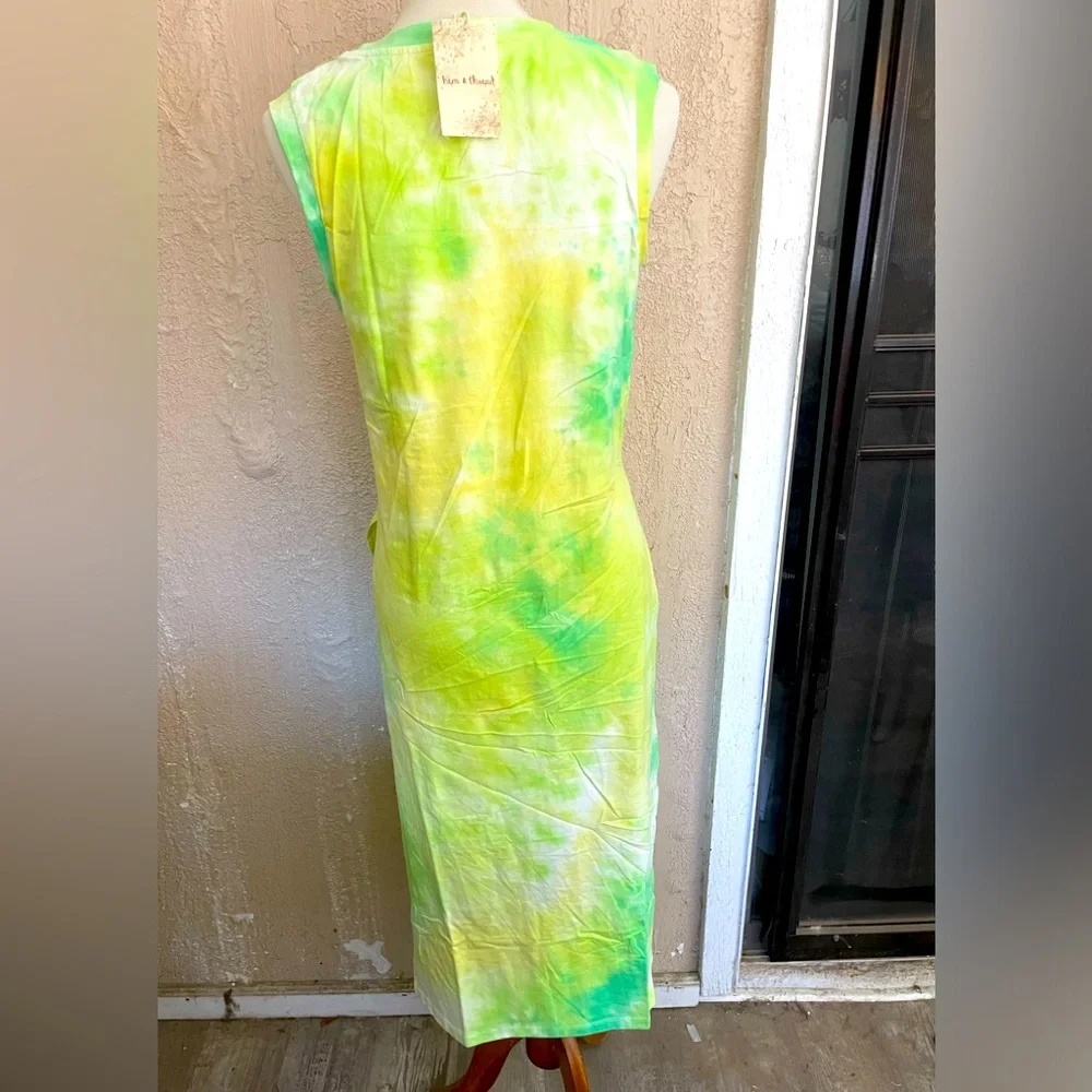 Tiedye Swim Coverup - Picture 4 of 5